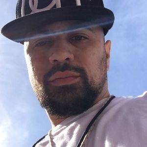 Meet your Posher, Johnathon